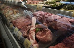 Meat Eaters Hit Hardest as Inflation Sweeps U.S. Grocery Aisles